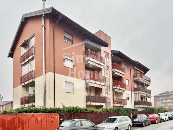 appartamento in vendita a Grugliasco in zona Lesna