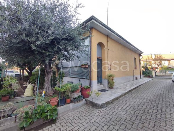 casa indipendente in vendita a Grugliasco