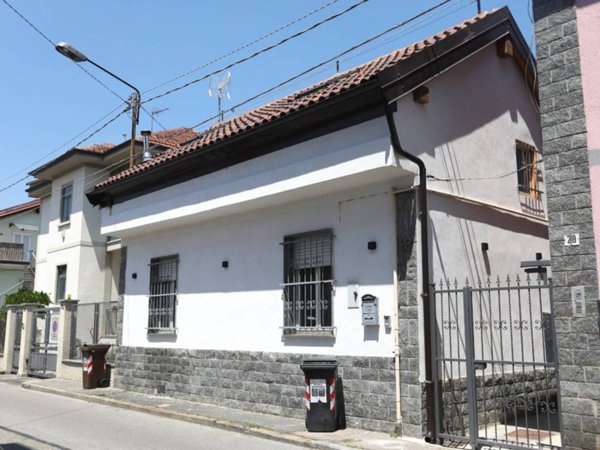 casa indipendente in vendita a Grugliasco