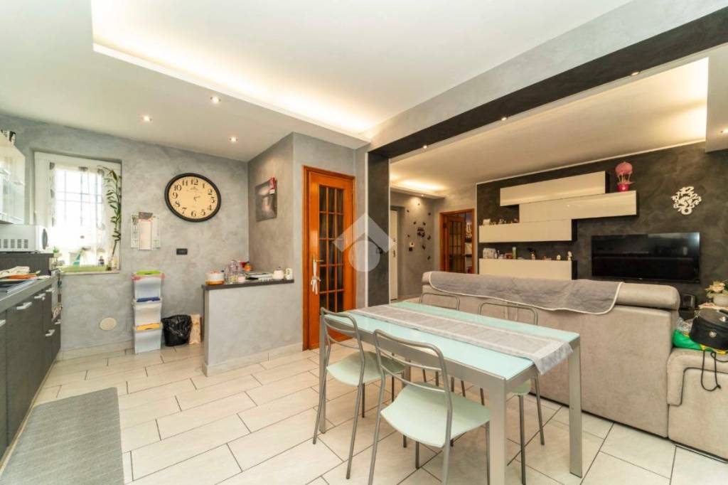 appartamento in vendita a Grugliasco