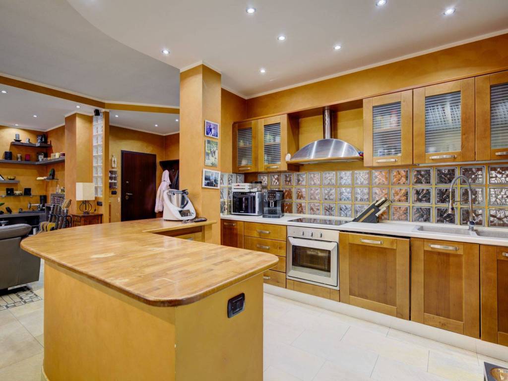 casa indipendente in vendita a Grugliasco