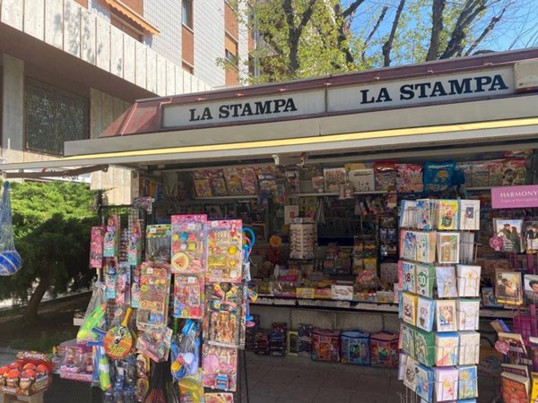 locale commerciale in vendita a Grugliasco