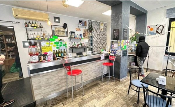 negozio in vendita a Grugliasco