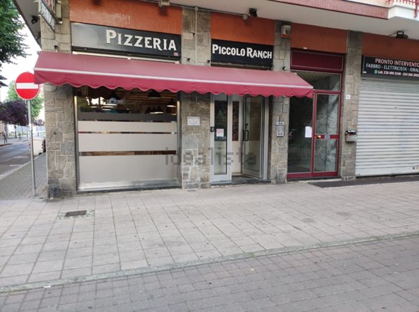 negozio in vendita a Grugliasco