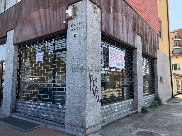 locale commerciale in vendita a Grugliasco