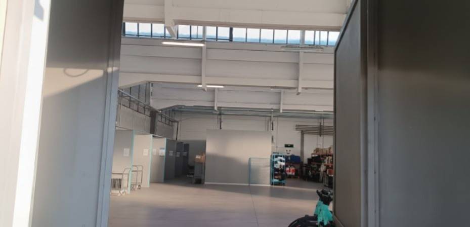 locale commerciale in vendita a Grugliasco