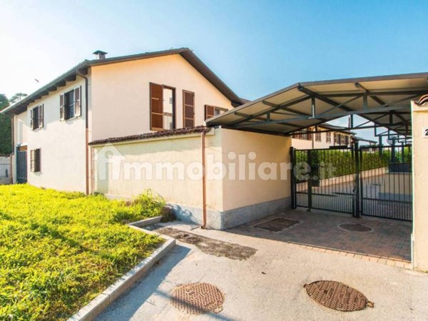 casa indipendente in vendita a Grugliasco in zona Gerbido