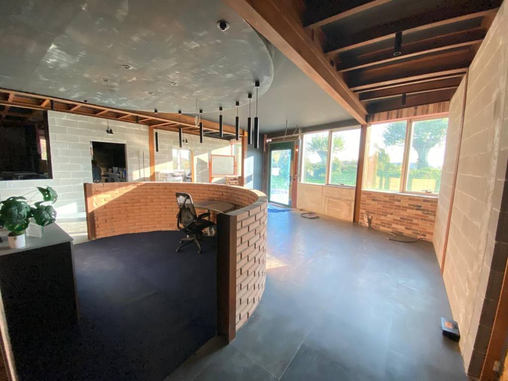 locale commerciale in vendita a Grugliasco in zona Gerbido