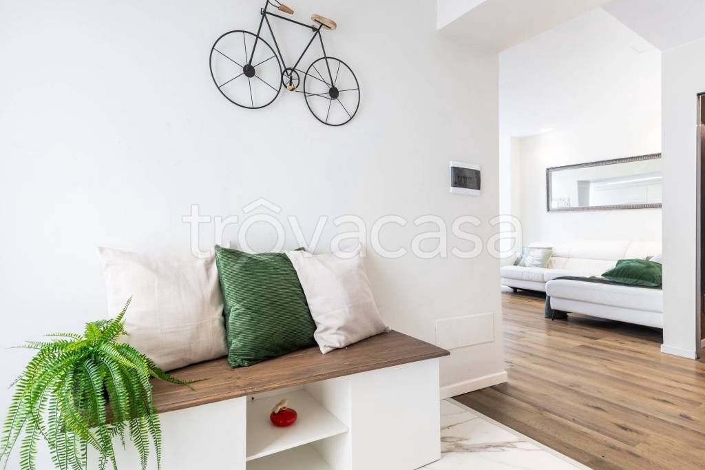 casa indipendente in vendita a Grugliasco