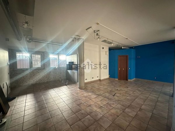 locale commerciale in vendita a Grugliasco