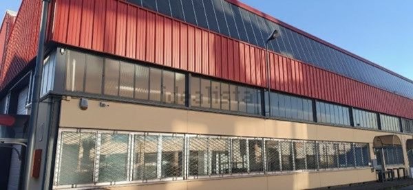 capannone in vendita a Grugliasco