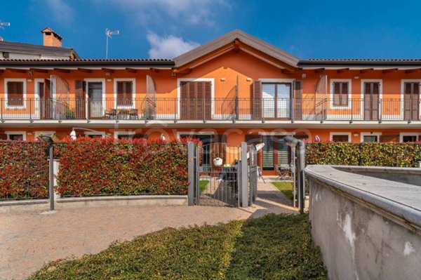 casa indipendente in vendita a Grugliasco