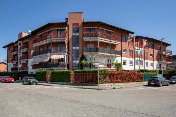 appartamento in vendita a Grugliasco in zona Lesna