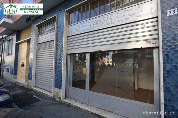 locale commerciale in vendita a Grugliasco in zona Fabbrichetta