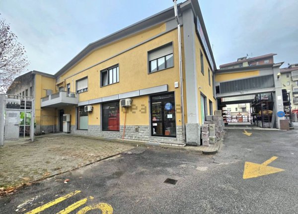 casa indipendente in vendita a Grugliasco