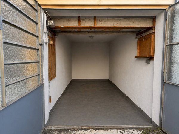 locale di sgombero in vendita a Grugliasco