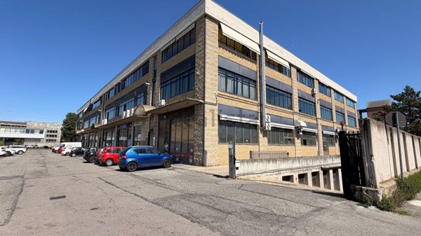 ufficio in vendita a Grugliasco