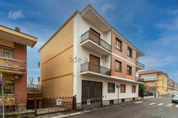 appartamento in vendita a Grugliasco in zona San Sebastiano