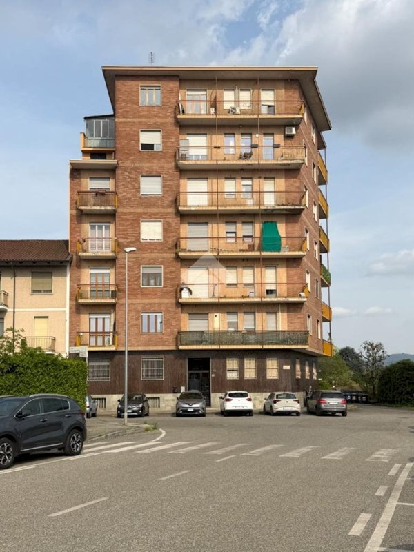appartamento in vendita a Grugliasco in zona Lesna