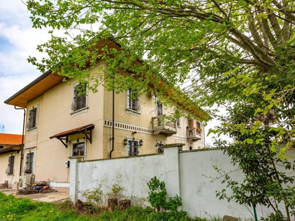 appartamento in vendita a Grugliasco in zona San Sebastiano