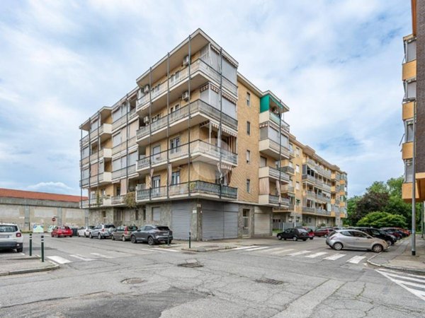 appartamento in vendita a Grugliasco in zona San Giacomo