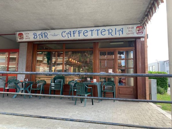 negozio in vendita a Grugliasco