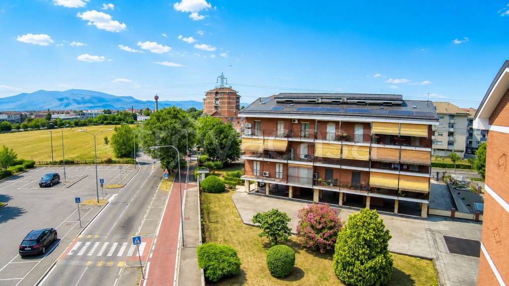 appartamento in vendita a Grugliasco in zona San Giacomo
