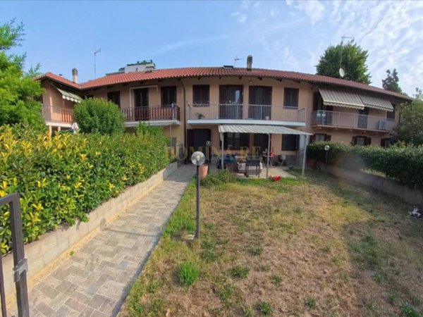 casa indipendente in vendita a Grugliasco