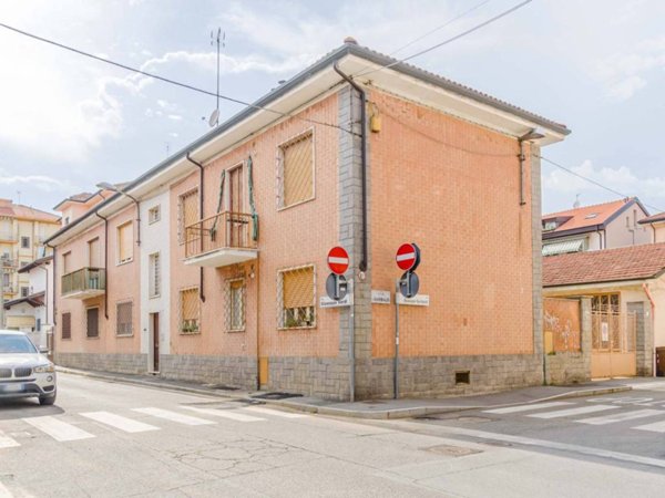 appartamento in vendita a Grugliasco in zona San Giacomo