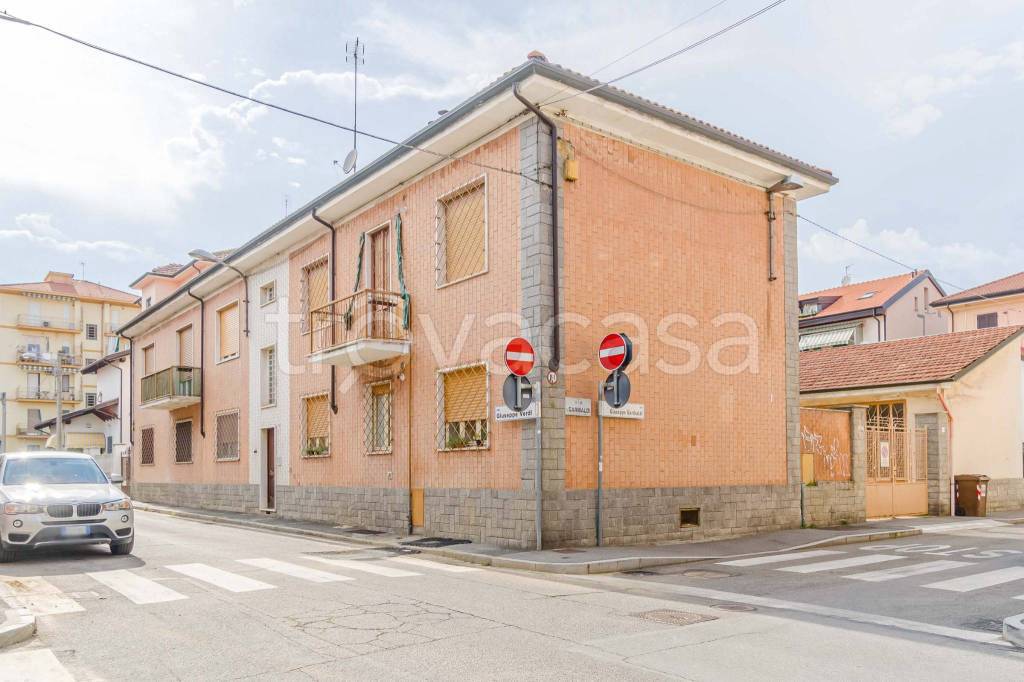 appartamento in vendita a Grugliasco in zona San Giacomo