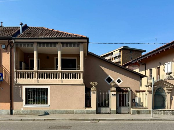 casa indipendente in vendita a Grugliasco in zona Gerbido