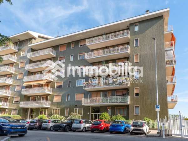 box auto in vendita a Grugliasco in zona Gerbido