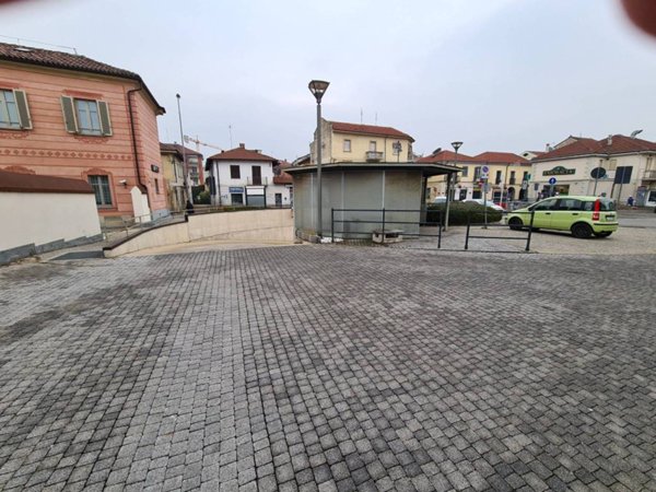 box auto in vendita a Grugliasco in zona San Cassiano
