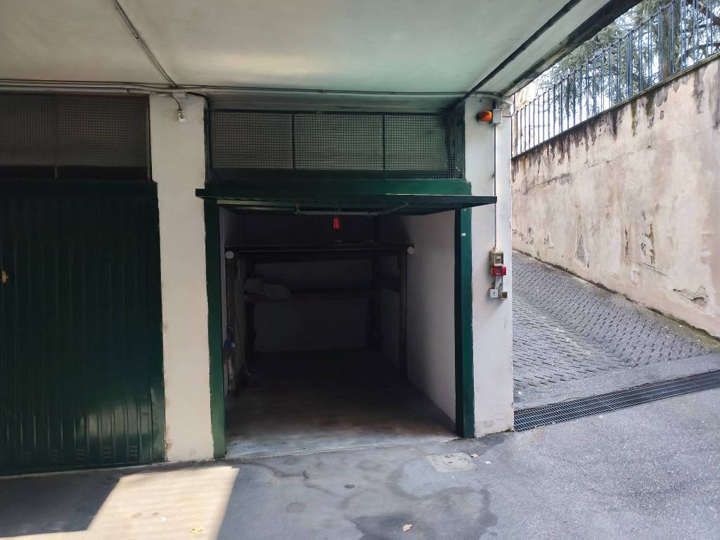 box auto in vendita a Grugliasco in zona San Giacomo