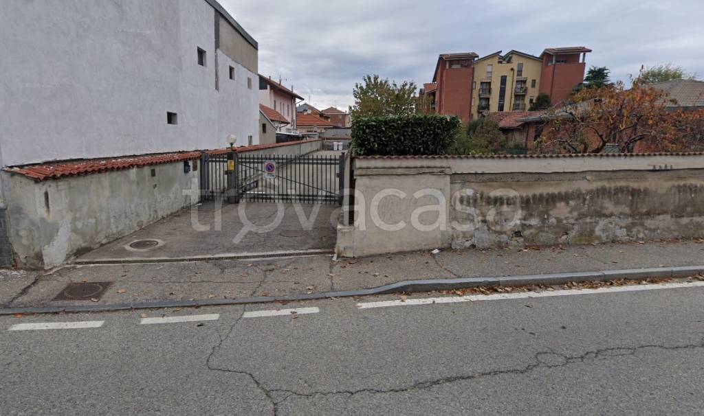 box auto in vendita a Grugliasco in zona Fabbrichetta