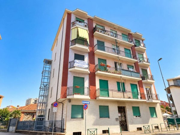 appartamento in vendita a Grugliasco in zona San Giacomo