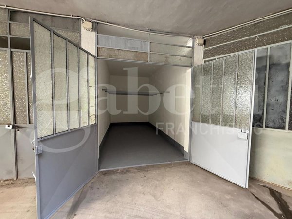 box auto in vendita a Grugliasco