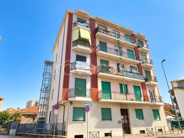 appartamento in vendita a Grugliasco in zona San Giacomo