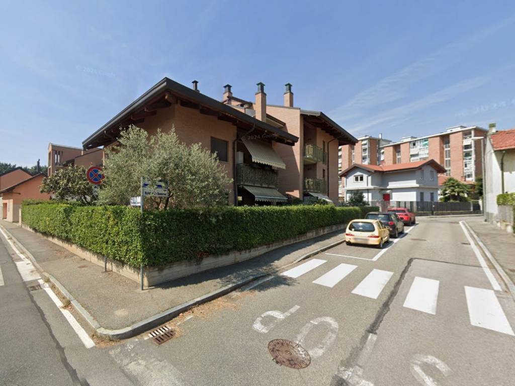 box auto in vendita a Grugliasco in zona San Giacomo