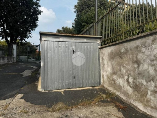 box auto in vendita a Grugliasco in zona Fabbrichetta