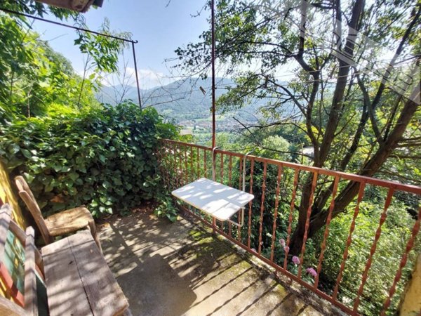 casa indipendente in vendita ad Inverso Pinasca