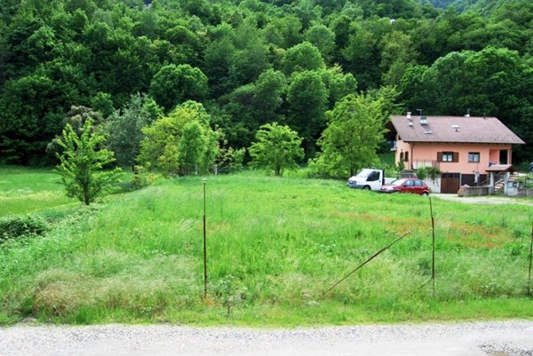 casa indipendente in vendita ad Inverso Pinasca