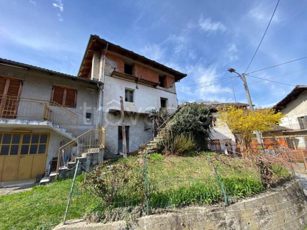 casa indipendente in vendita ad Inverso Pinasca