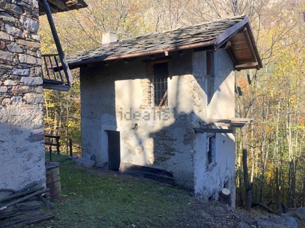 appartamento in vendita ad Inverso Pinasca