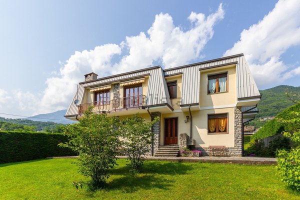 casa indipendente in vendita ad Inverso Pinasca