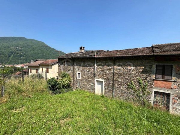 casa indipendente in vendita ad Inverso Pinasca