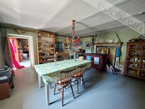 casa indipendente in vendita ad Inverso Pinasca