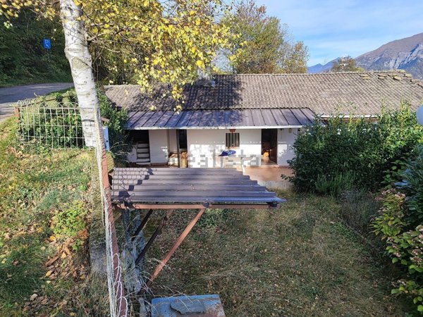 appartamento in vendita ad Inverso Pinasca