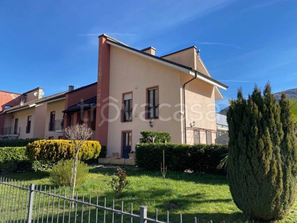 appartamento in vendita ad Inverso Pinasca