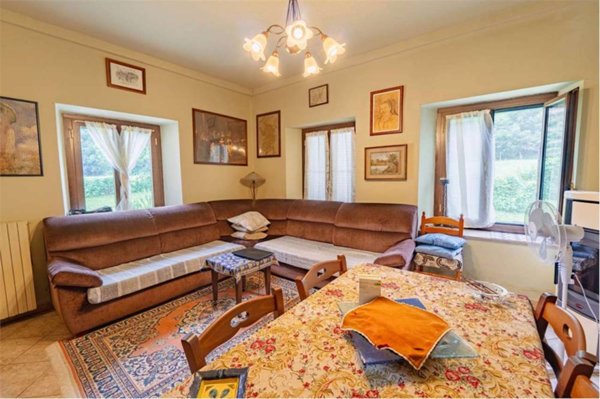 casa indipendente in vendita ad Inverso Pinasca